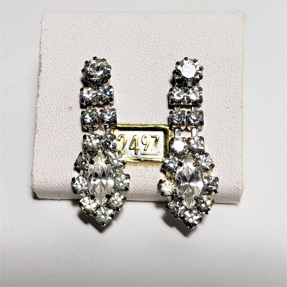 Vintage Crystal Earrings Marquis Focal Dangle 1.25 Inch Post Formal Party Bling - Picture 2 of 6